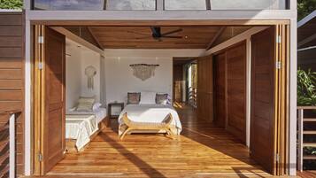 3 habitaciones, caja de seguridad en la habitación y escritorio