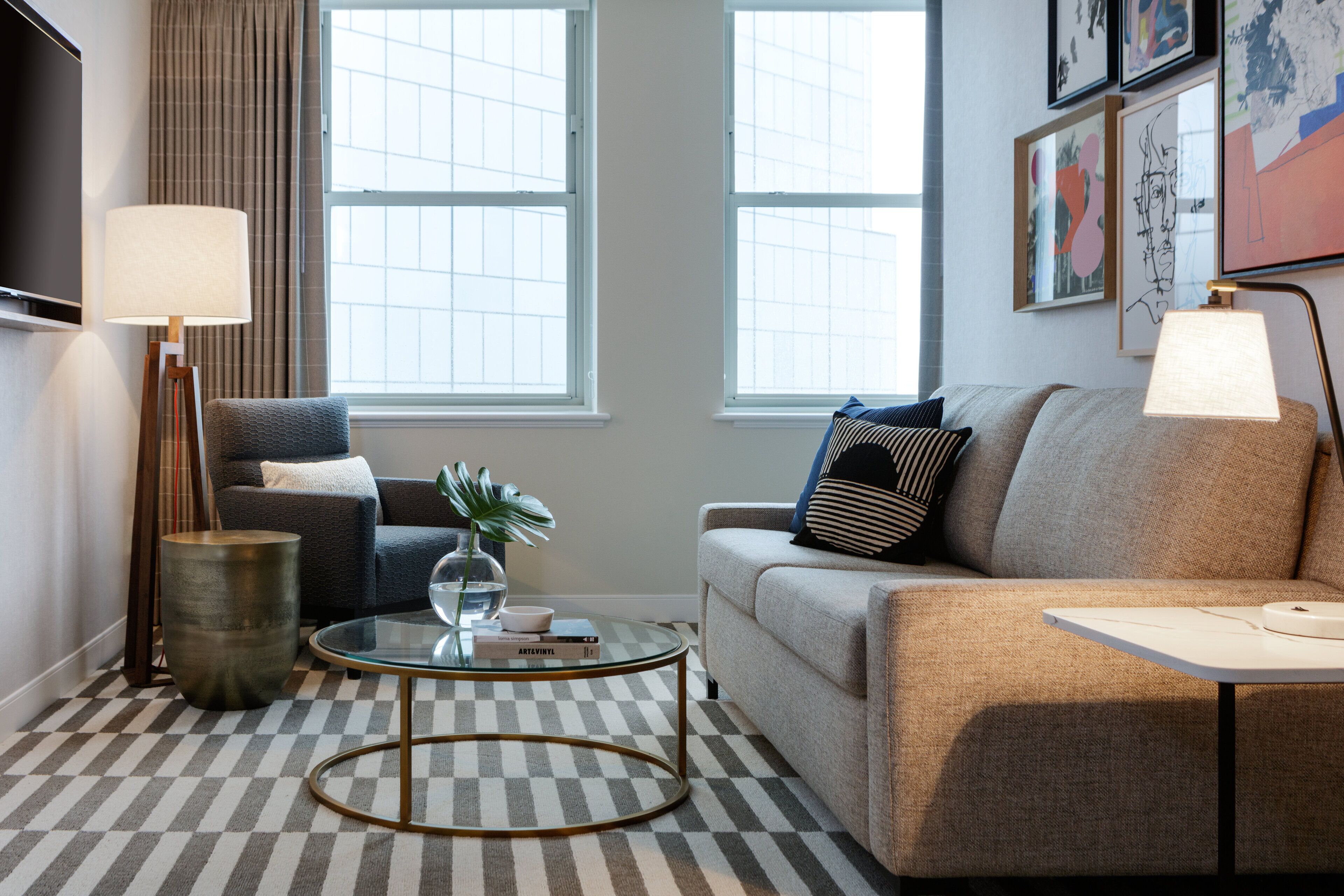 1 bedroom, frette italian sheets, premium bedding, down duvets