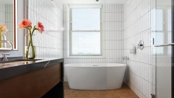Shower, hair dryer, bathrobes, towels