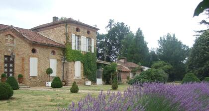 Château Pour 24 Personne