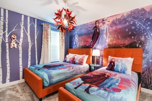 8 bedrooms, iron/ironing board, free WiFi, bed sheets