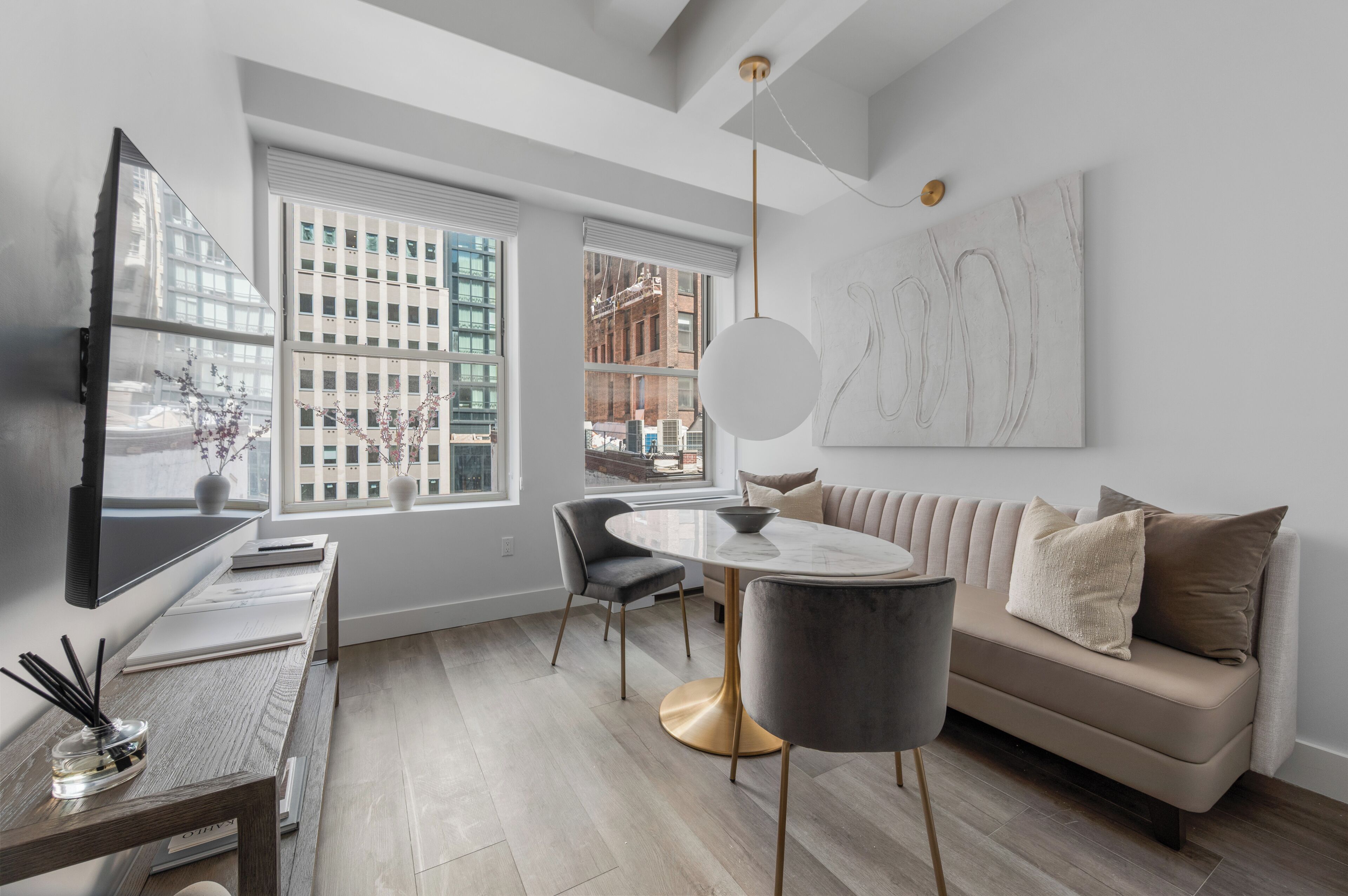 Classic Apartment, 2 Bedrooms, Kitchen | Individually decorated, individually furnished, laptop workspace