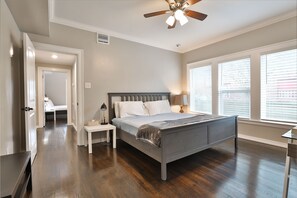 2 chambres, fer et planche à repasser, Wi-Fi gratuit, draps fournis
