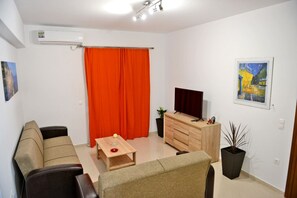 Smart TV, DVD player, video library