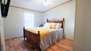 4 chambres, lit parapluie, Wi-Fi gratuit, draps fournis