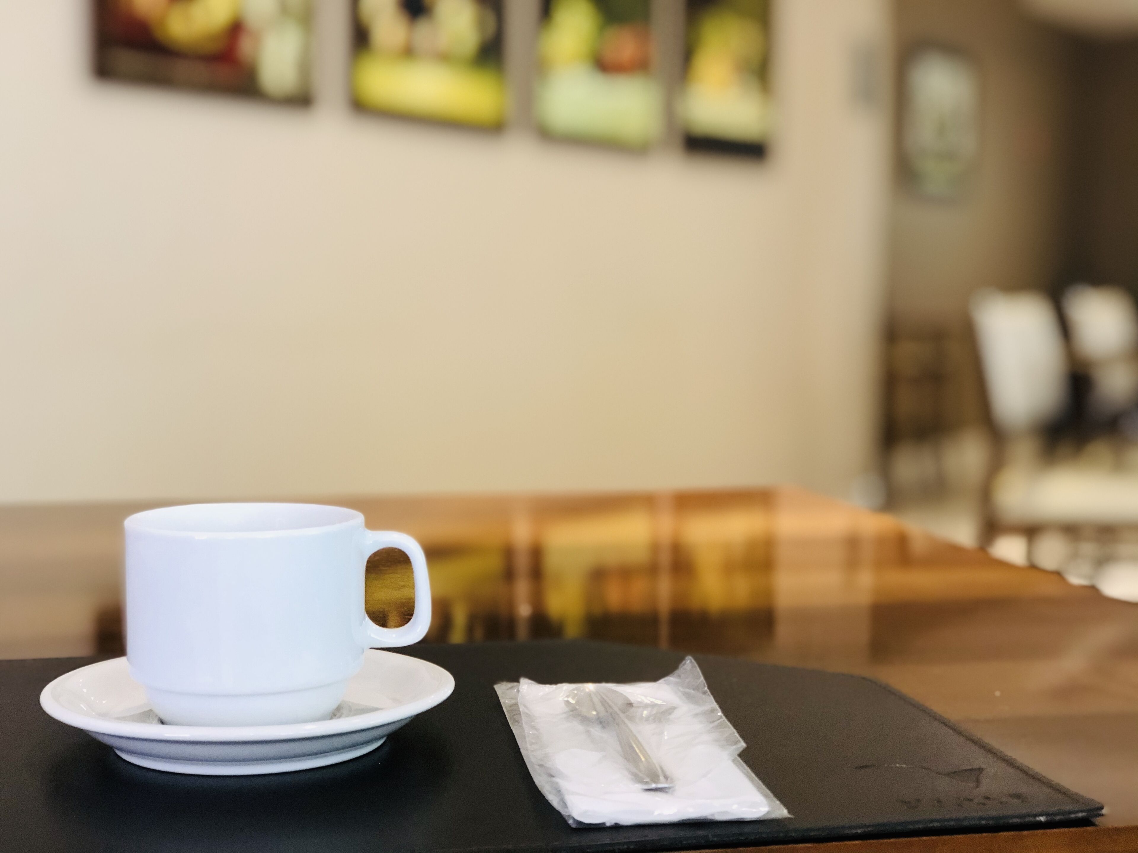 daily buffet breakfast (brl 43 per person)