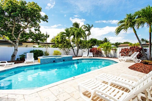 Premium Luxury  5BR/4BA Villa near Hollywood Beach
