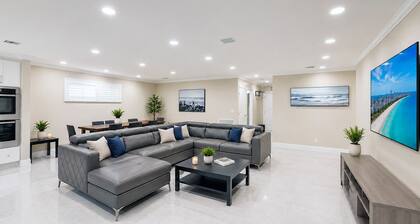 Premium Luxury 5BR/4BA Villa near Hollywood Beach