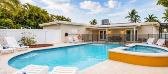 Premium Luxury  5BR/4BA Villa near Hollywood Beach