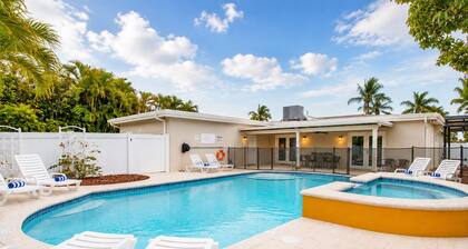 Premium Luxury 5BR/4BA Villa near Hollywood Beach