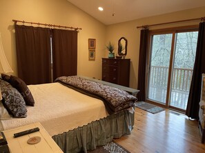 3 chambres, bureau, fer et planche à repasser, Wi-Fi gratuit