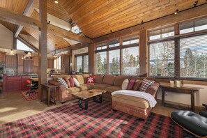 Smart TV, fireplace, offices