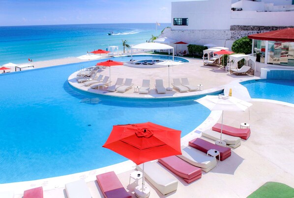 Alberca al aire libre 