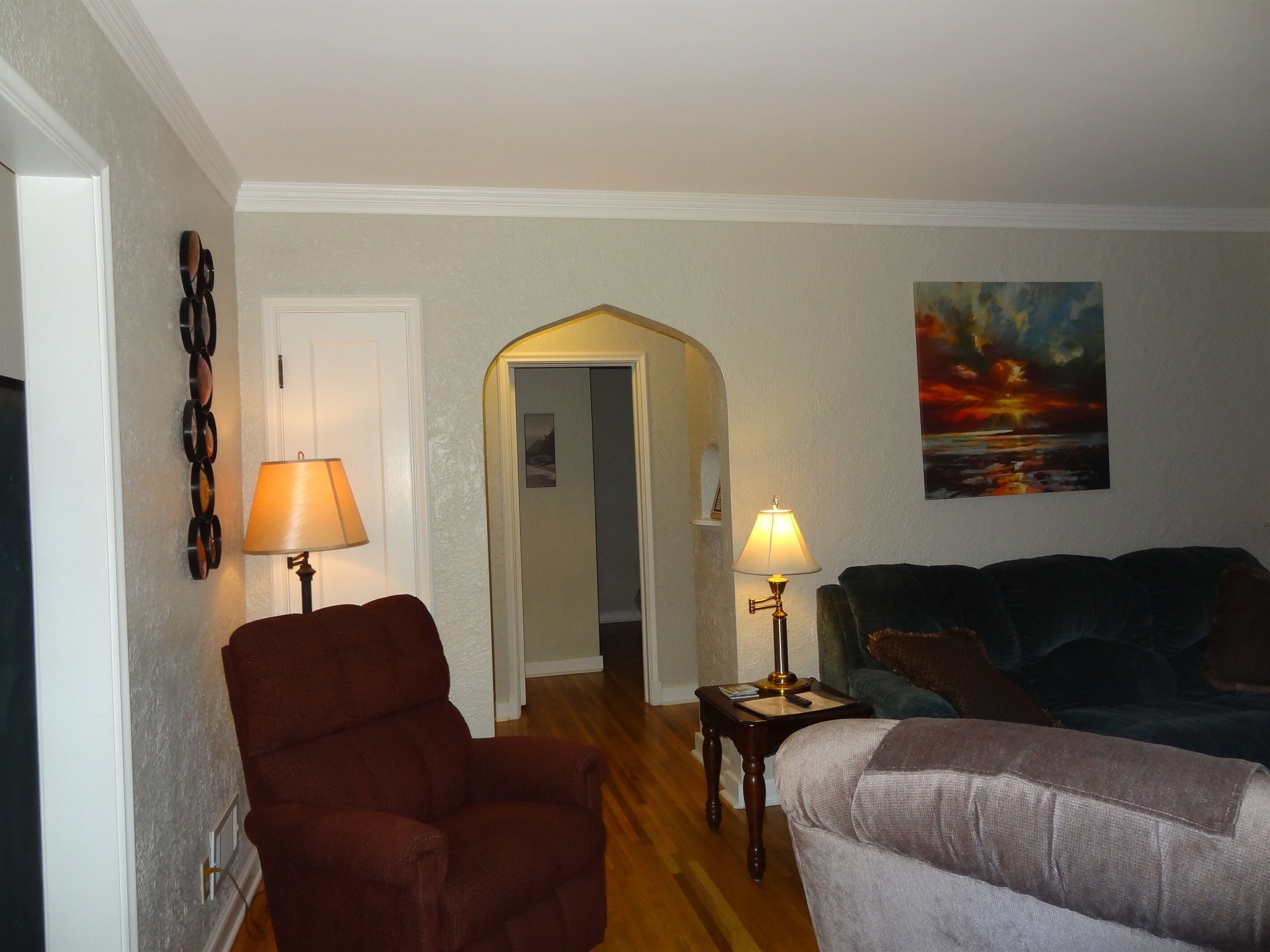 Smart TV, DVD player, books, video library