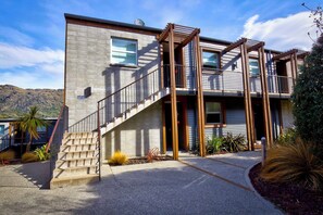 Exterior - Lakefront Marina Studio (Queenstown)