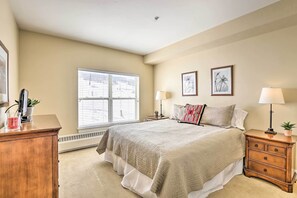 3 Schlafzimmer, Schreibtisch, Reisekinderbett, Internetzugang