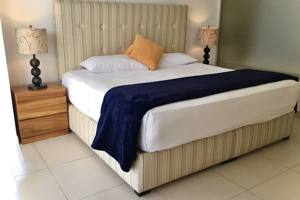 Appartement Deluxe, 1 chambre | 1 chambre, coffres-forts dans les chambres, décoration personnalisée