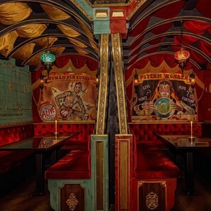 Dining - Modern East Nashville Townhome | Walk to Local Favorite Restaurants & Bars | 2-Car Garage, Smart TVs in Every Room | Near Five Points, The Gulch & 10 min to Broadway | 24 Hr Hospitality (Nashville)