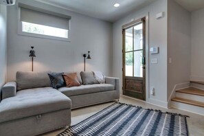 TV, Hulu, streaming services, offices