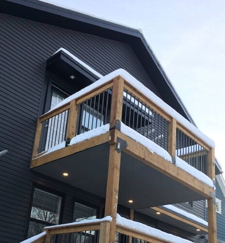 DaVel DeLuxe Sunsets