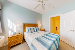 2 bedrooms, iron/ironing board, internet, bed sheets