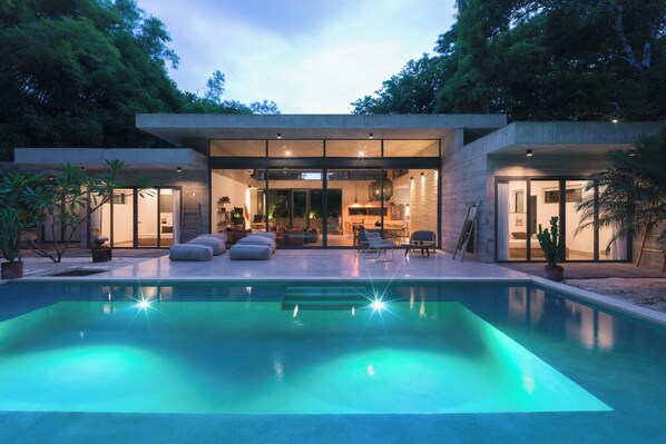Pool
