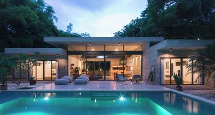 Casa Taman, Best location with direct access to the beach by Elite Beach Villas