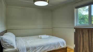 2 chambres, accès au Wi-Fi (inclus), literie fournie