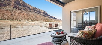 Single-Level Home w/ Unbeatable Canyon Views, Private Hot Tub, Patio & AC