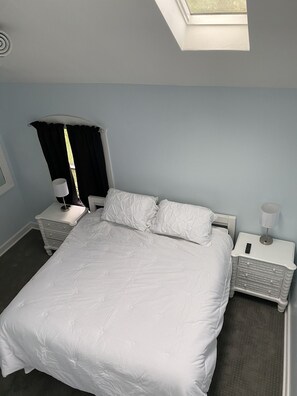 2 chambres, bureau, Wi-Fi gratuit, draps fournis