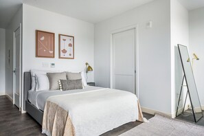 Fer et planche à repasser, Wi-Fi, draps fournis