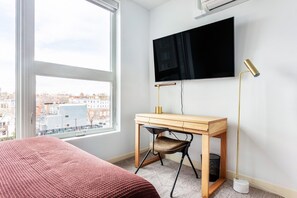 Ferros/tábuas de passar roupa, Wi-Fi, roupa de cama