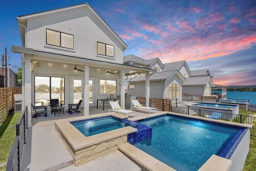 Lake LBJ Waterfront - Pool, Hot Tub, Dock