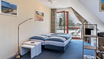 1 quarto, Wi-Fi de cortesia, roupa de cama