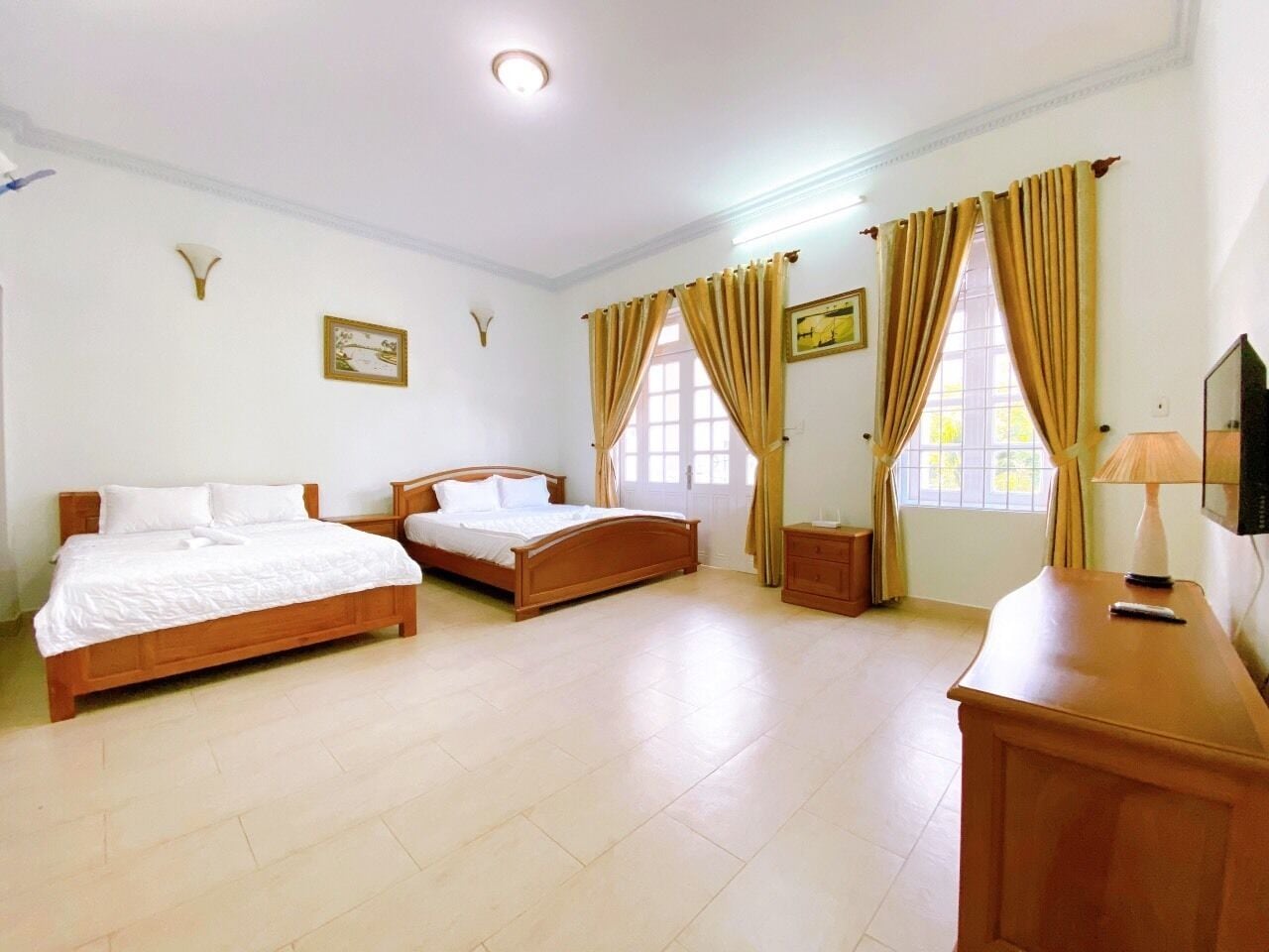 Vila Premium | 3 kamar tidur, meja kerja, tirai kedap cahaya, dan Wi-Fi gratis