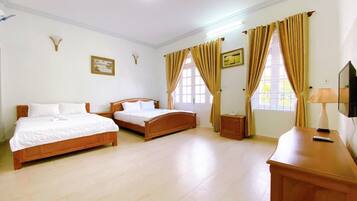 Vila Premium | 3 kamar tidur, meja kerja, tirai kedap cahaya, dan Wi-Fi gratis