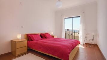 1 chambre, fer et planche Ă repasser, Wi-Fi gratuit, draps fournis