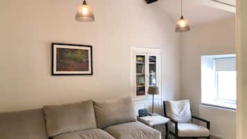 Smart-TV, videospill, DVD-spiller og bøker