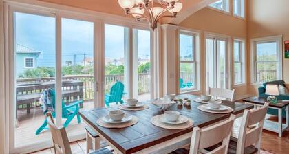Triple Level House, Short Walk to Beach, Views, Multiple Balconies, Game Room, $300 in Free Tickets!