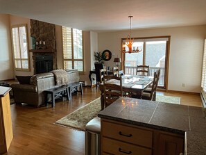 Smart TV, fireplace, stereo, printers
