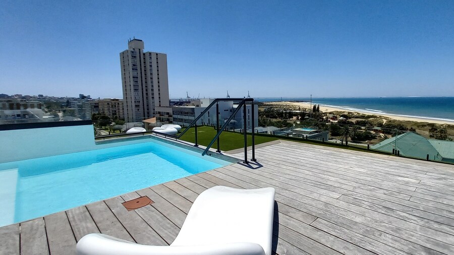 Paxton Luxury Apartments