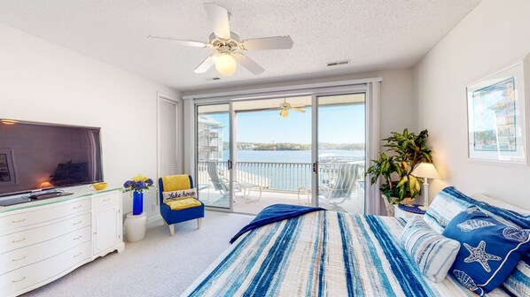 3 bedrooms, travel cot, free WiFi, bed sheets