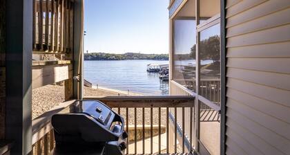 Evergreen 209 - Lower Level 3 Bdrm Lakefront Condo