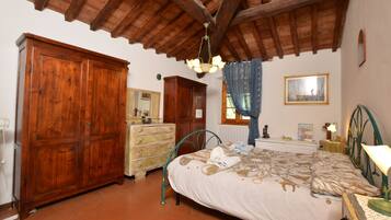 Appartement Familial, 2 chambres, cÎté montagne (Antinoro 2)