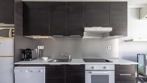 Coffee/tea maker, microwave, oven, toaster