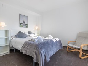 3 bedrooms, iron/ironing board, Internet, bed sheets - HOMEABOUT LA MERCED PENTHOUSE 39 (2BR 1BT) (Malaga)