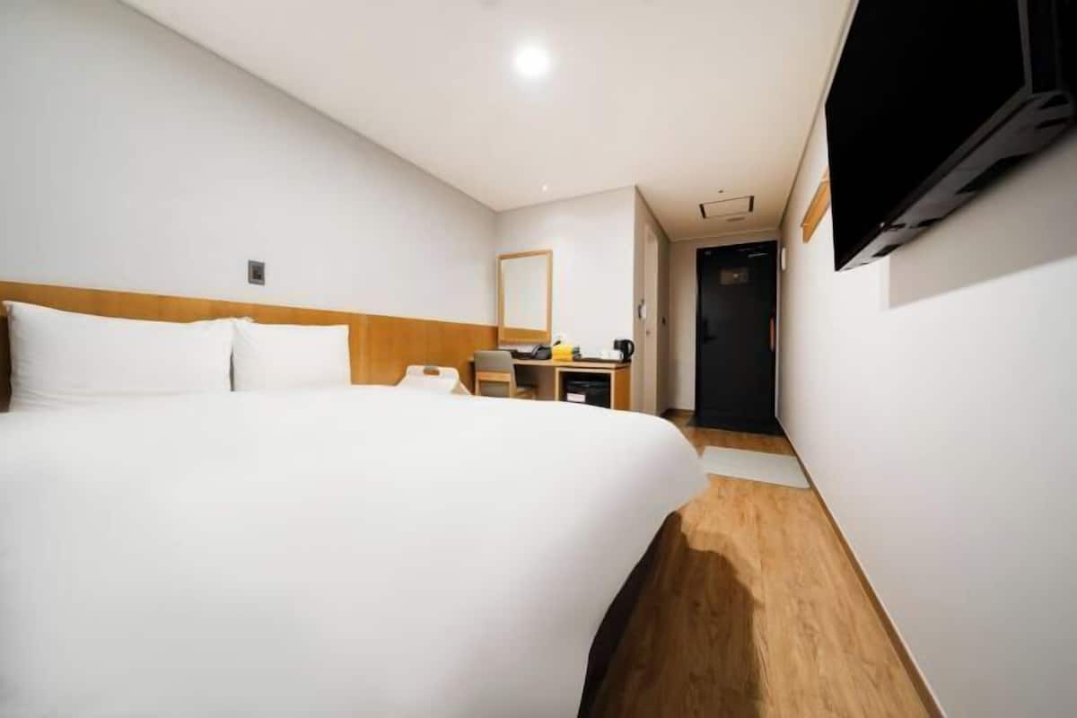Luxe beddengoed, donzen dekbedden, geluiddichte muren, gratis wifi