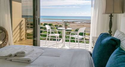 Villa with Side Sea View