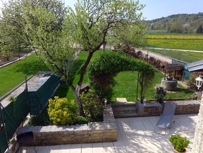 Charming Cottage with Terrace & Closed Yard in Pont-la-Ville