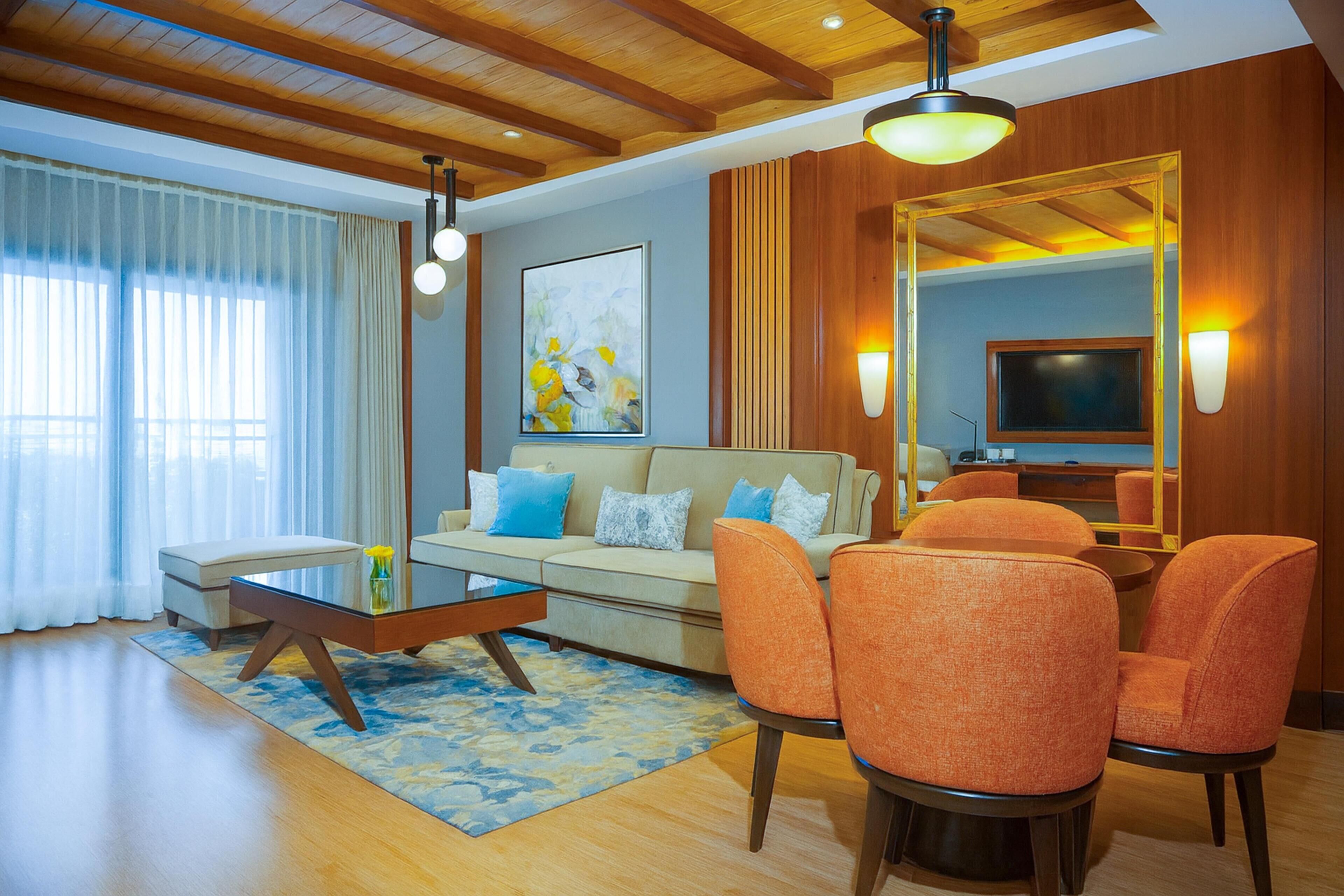 Suite, 1 Bedroom (Club Access)